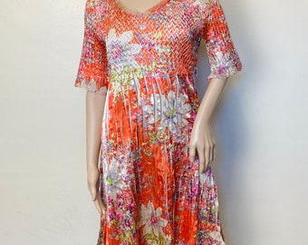 Ubu Textured Vintage 90s Floral Plisse and Lace Dress