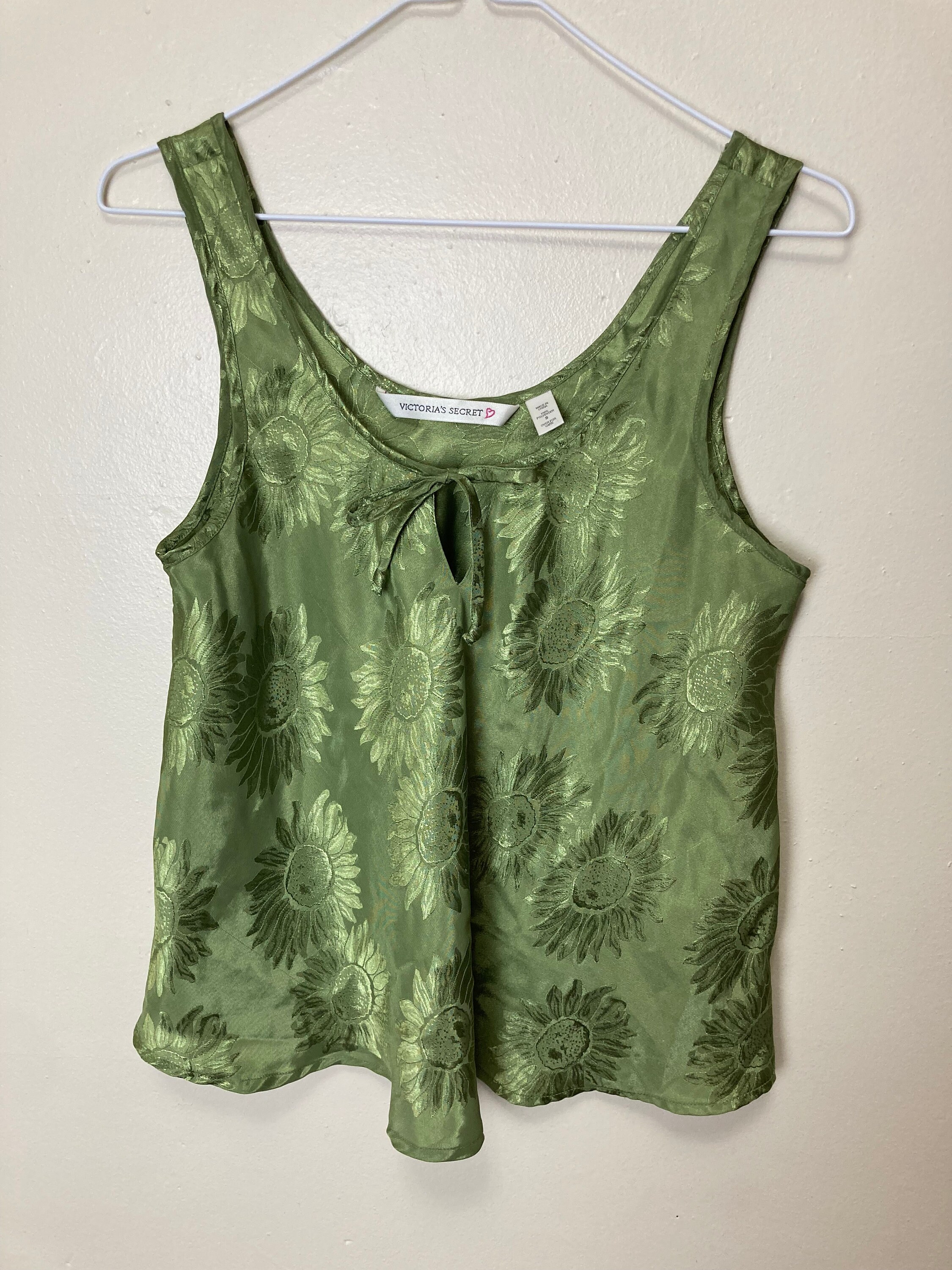 Lace Camisole, Olive Green Bralette, Camisole Top, Waist Length Camisole,  Adjustable Straps Lingerie, Built in Bra Camisole, FOXERS 