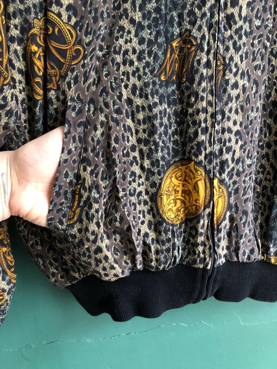 Vintage 80s Pure Silk Leopard Print Bomber Jacket - image 5