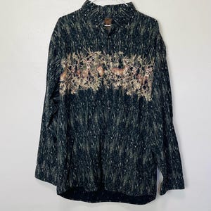 Camo and Deer Graphic Vintage 90s Button Down Collared Hunting Shirt