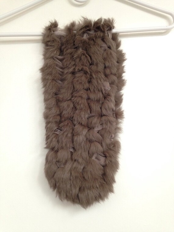 Vintage 1970s Taupe Rabbit Fur Collar Scarf - image 8