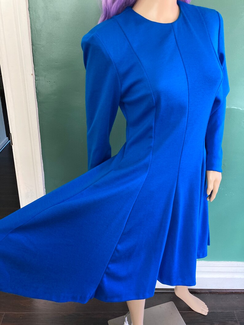 Vintage 80s Minimalist Wool Blend Strong Shoulder Fit n Flare Midi Dress