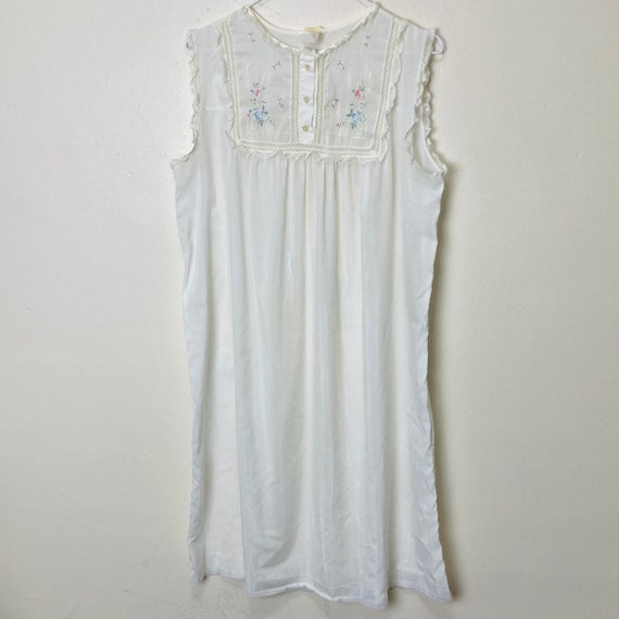 Barbizon Vintage 50s Sheer White Embroidered Baby… - image 2