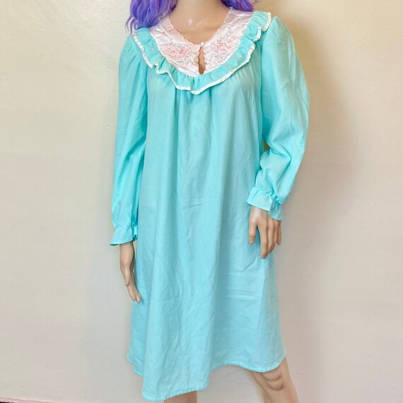 Mint Ruffled Vintage 70s Lacy Pajama Nightgown M L - image 1