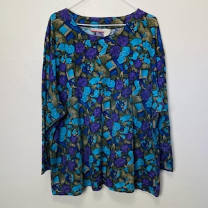 Purple and Blue Allover Floral Print Vintage 80s Forelli Plus Size Long Sleeve Tee