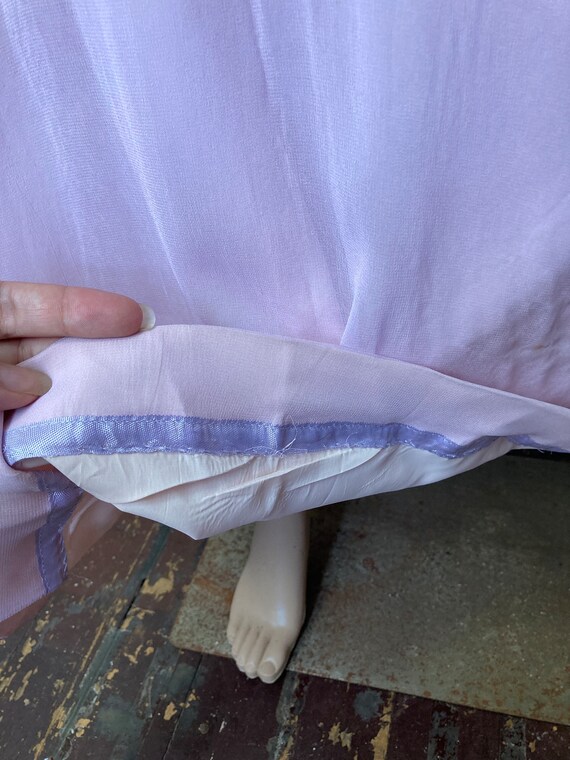 Lavender Purple and White Vintage 60s Ethereal Br… - image 8