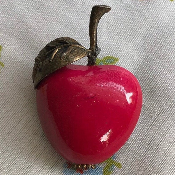 Vintage 80s Pink Apple Brooch - image 1