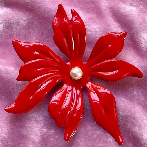 Vintage 60s Enamel Cherry Red Anemone Botanical B… - image 1