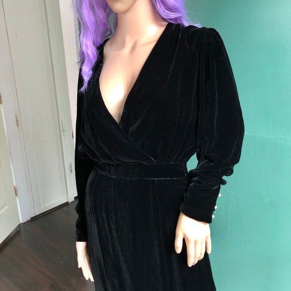 Gorgeous Vintage 80s Black Silk Blend Velvet Mutto