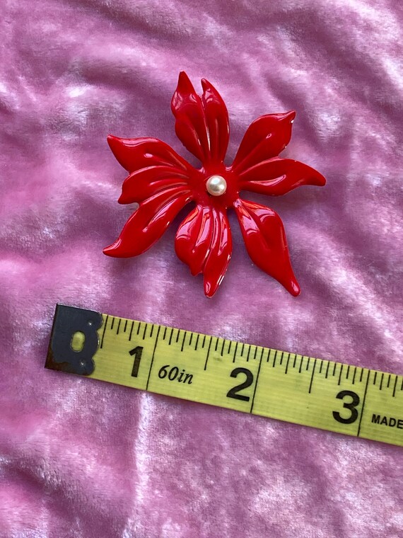 Vintage 60s Enamel Cherry Red Anemone Botanical B… - image 2