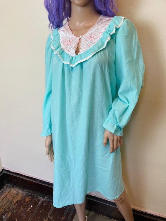 Mint Ruffled Vintage 70s Lacy Pajama Nightgown M L - image 4