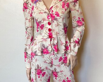 Gorgeous Vintage 1960s Hot Pink Floral Print Peplum Top and Flares 2 Piece Set