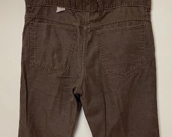 Pantalones de pana marrón vintage de los años 70 "Acueducto" de Reidbord Bros.