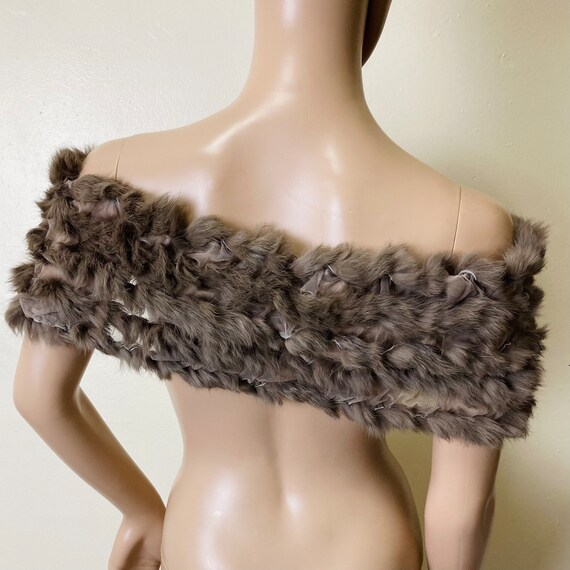 Vintage 1970s Taupe Rabbit Fur Collar Scarf - image 4