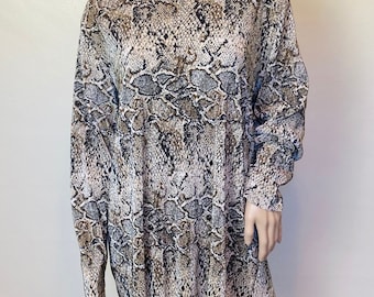 Micropleated Vintage Y2K Snake Print Boatneck Oversize Shirt