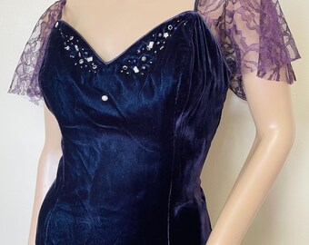 Witchy Purple Velvet Vintage 80s Flutter Sleeve Party Dress