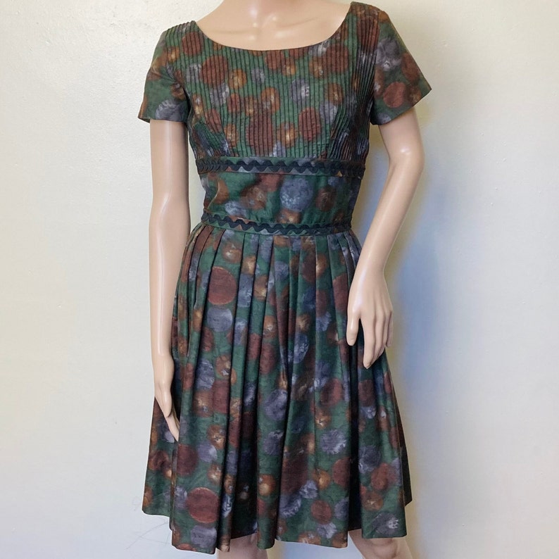 Stunning Vintage 50s Dark Circles Bow Back Mini Dress image 1