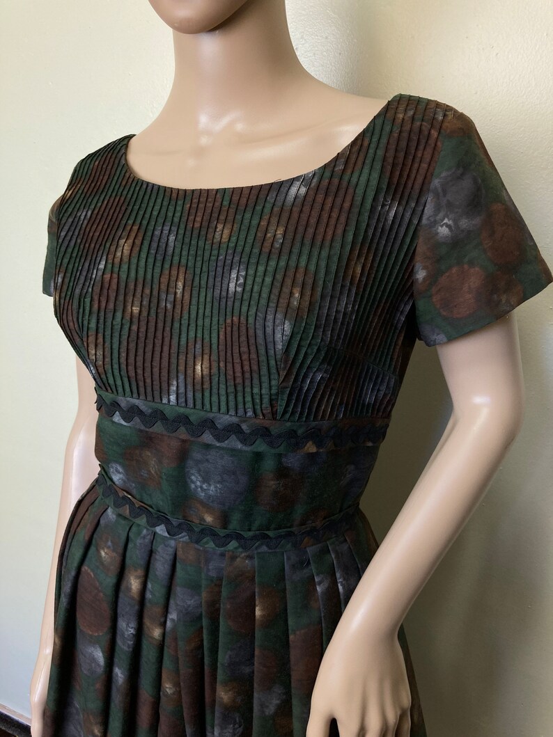 Stunning Vintage 50s Dark Circles Bow Back Mini Dress image 8