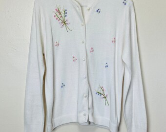 Milk White Embroidered Floral Vintage 1970s Cardigan