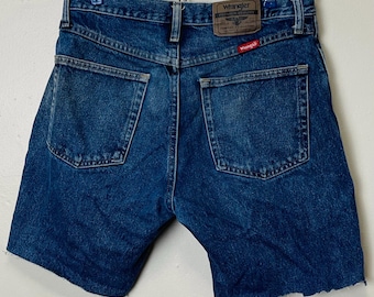 Wrangler Cut Off Medium Wash Vintage Shorts