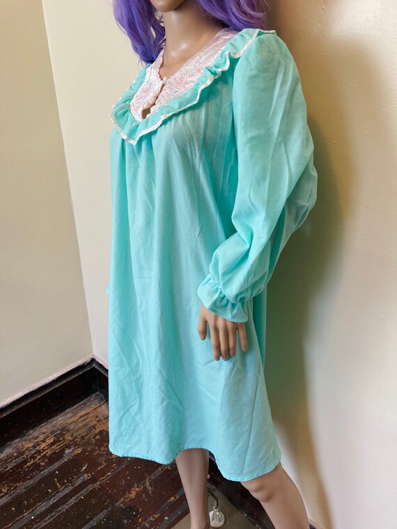 Mint Ruffled Vintage 70s Lacy Pajama Nightgown M L - image 3