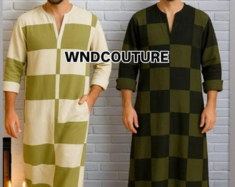 Bata tipo caftán de algodón a cuadros para hombre: ropa de estar por casa en verde y crema.