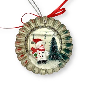 Christmas Diorama Ornaments, Holiday Decor, Hanging Decorations: Santa, Reindeer, Snowman, Mushrooms Snowman