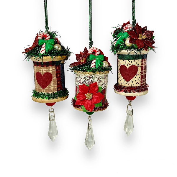 Wood Spool Ornaments, Retro Farmhouse Christmas Decor, Seamstress Gift