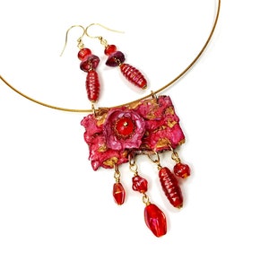 artistic statement necklace earring set