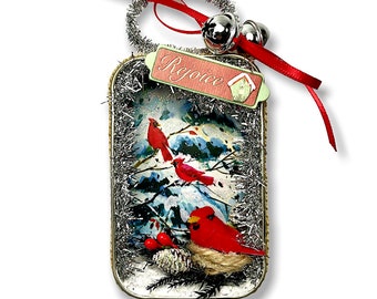 Cardinal Ornament Shadowbox Diorama, Woodland Christmas Decoration, Remembrance Gift
