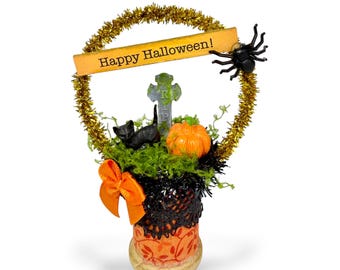 Halloween Decor – Upcycled Spool Mini Basket Ornament with Black Cat, Pumpkin, Tombstone