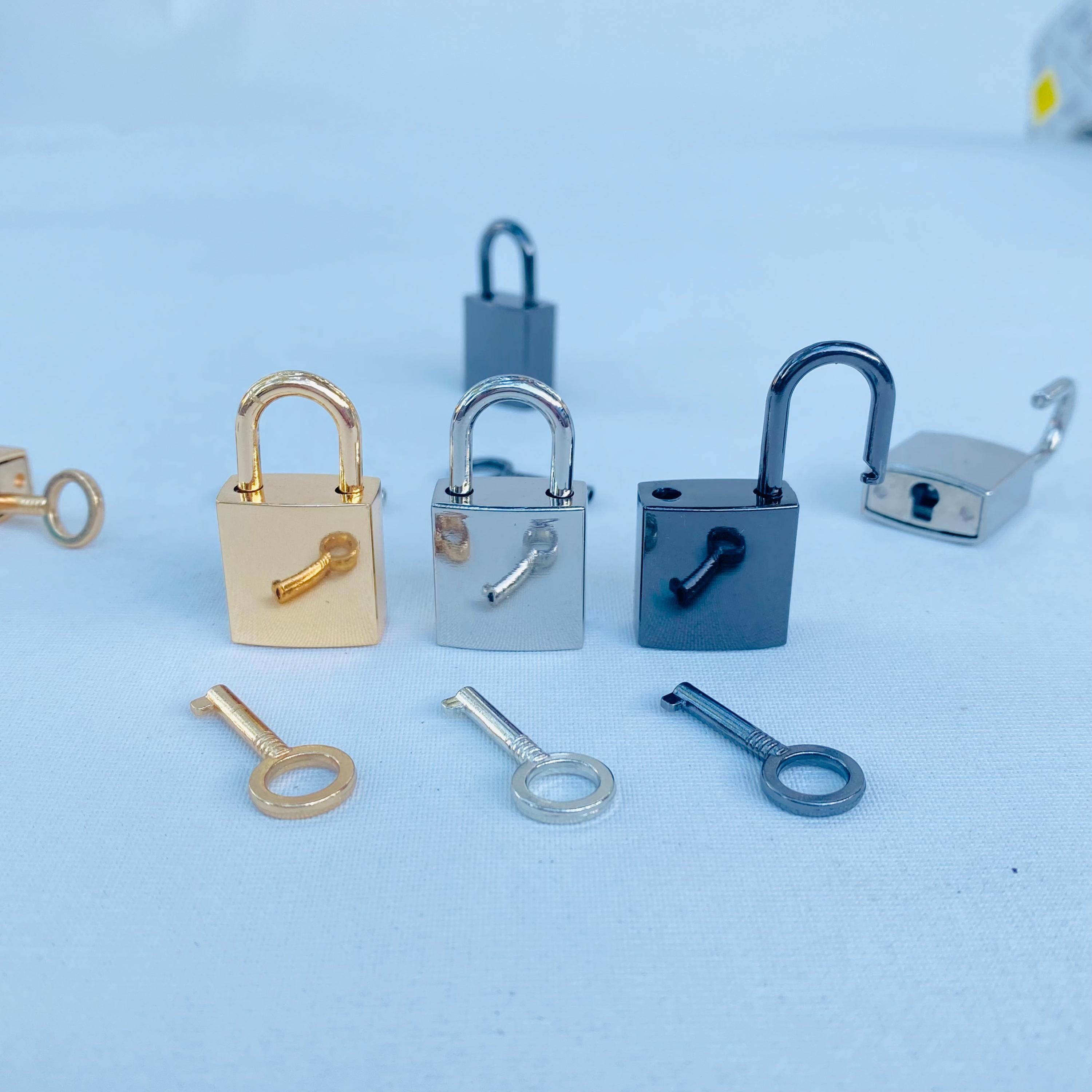 Mini Padlock with Key - Bondage Equipment Gold Silver Black Options