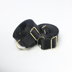 2× Custom Bed Restraint Straps – Adjustable Length (2× 2.5 Meters) – Fits King & Queen Size Beds – Also Works as Door Straps