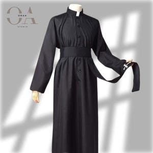Men&#39;s Clergy Robe Preacher Cassock Men&#39;s Praise Worship Robe | Priest Robe | Clergy Vestment | Traditional Catholic Clergy Apparel