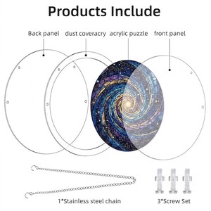 K&ouml;nnte beinhalten: Diagramm eines runden Puzzles mit Galaxiemotiv, einschlie&szlig;lich R&uuml;ckwand, Staubschutz, Acrylpuzzle und Frontplatte. Eine Edelstahlkette und ein Schraubensatz sind ebenfalls abgebildet. Der Text "Products Include" steht oben.