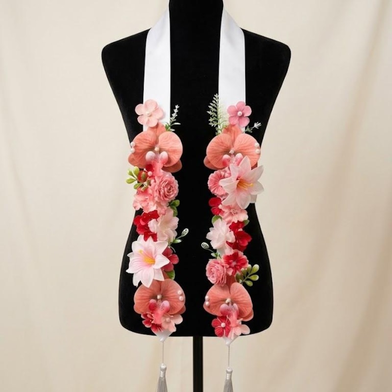 Graduation Lei Lilies - Etsy