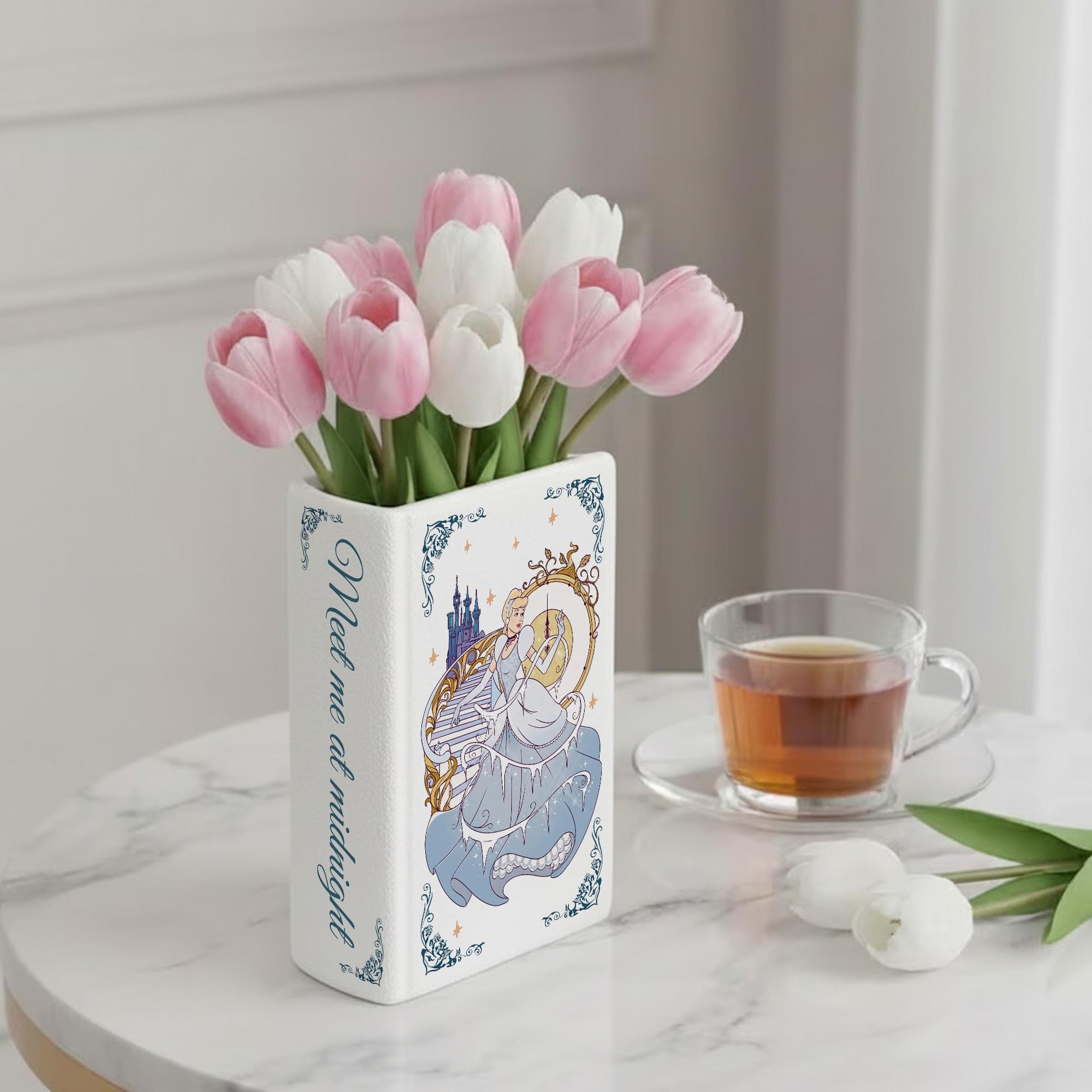 シンデレラをイメージした本型花瓶、おとぎ話のプリンセスをモチーフに