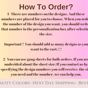 K&ouml;nnte beinhalten: Grafik mit Anweisungen zur Bestellung von individuellen Designs. Der Text ist braun auf einem gelb-rosa Farbverlauf. Sie enth&auml;lt Details zu Designnummern, Personalisierung und Gro&szlig;bestellungen.
