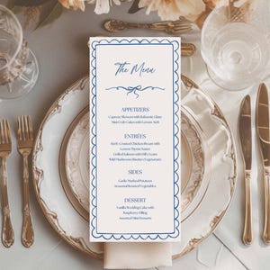 Modelo de cardápio de casamento desenhado à mão, casamento caprichoso, caligrafia, modelo editável do Canva, laço de fita desenhado à mão, borda ondulada ALI