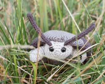 Pill Bug Plush - Roly Poly - Stuffed Crochet Animal - Greyscale - Gray - Poseable - Made to Order