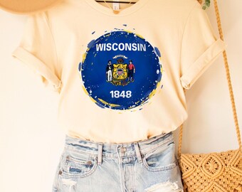 Camiseta de Wisconsin, camiseta de Wisconsin, camiseta de Wisconsin con cuello redondo, camiseta desgastada de Wisconsin, regalo de Wisconsin, estudiante universitario