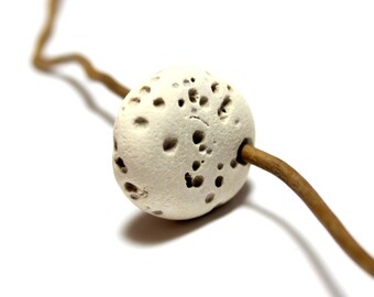 White Holey Beach Stone Pebble River Rock  Necklace for Jewelry Making, Stone with Holes, River Rock Pendant Diy Beach Stone Jewelry - Putty