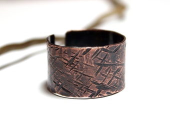 Large Oxidized Hammered Copper Ring - Thick Textured Hammered Ring for Her or Him - Open Rings Bare Copper Metal Ring Adjustable Ring Gift