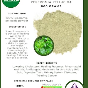 Puede incluir: Etiqueta verde y blanca del producto para el polvo de hierbas Suruhan de idHerb, Peperomia pellucida. La etiqueta incluye texto sobre la composición, el uso sugerido y los beneficios para la salud. El producto es 100% orgánico, silvestre y hierbas naturales. El producto contiene 800 gramos.
