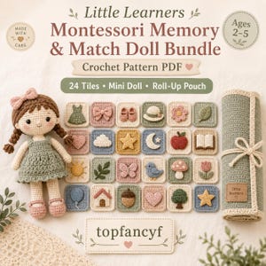 Könnte beinhalten: Eine Häkelanleitung als PDF für ein Little Learners Montessori Memory & Match Doll Set, bestehend aus einer Puppe, 24 quadratischen Kacheln mit verschiedenen Motiven und einer Aufbewahrungsrolle. Das Set enthält Symbole wie Kleid, Schleife, Schuhe, Hut, Blume, Blatt, Herz, Wolke, Stern, Mond, Apfel, Buch, Sonne, Zweig, Schmetterling, Vogel, Pilz, Tulpe, Luftballon, Haus, Eichel und Baum.