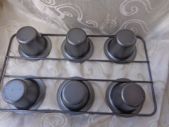Chicago Metallic 6 Cup Popover Pan