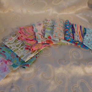 FABRIC  10 pcs/10 ozs   Mixed Designs -- Cotton Squares and Rectangle Pieces of Fabric