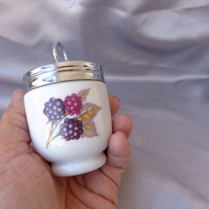 3 1/2&quot; ROYAL WORCESTER EVESHAM  Plum and Raspberry Pattern 3 1/2&quot;  Egg Coddler w/Stainless Lid - 1970&#39;s  Plum and Berries Evesham Pattern