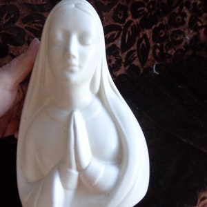 Praying Madonna Vase or Flower Pot for Dried Flowers - Mary - Religious Figurine - Catholic Figurine - Prayer - Praying Madonna
