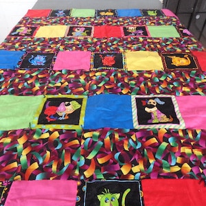 CATS AND DOGS Lap Quilt Hand Made Machine Sewn 40 1/2" x 52"